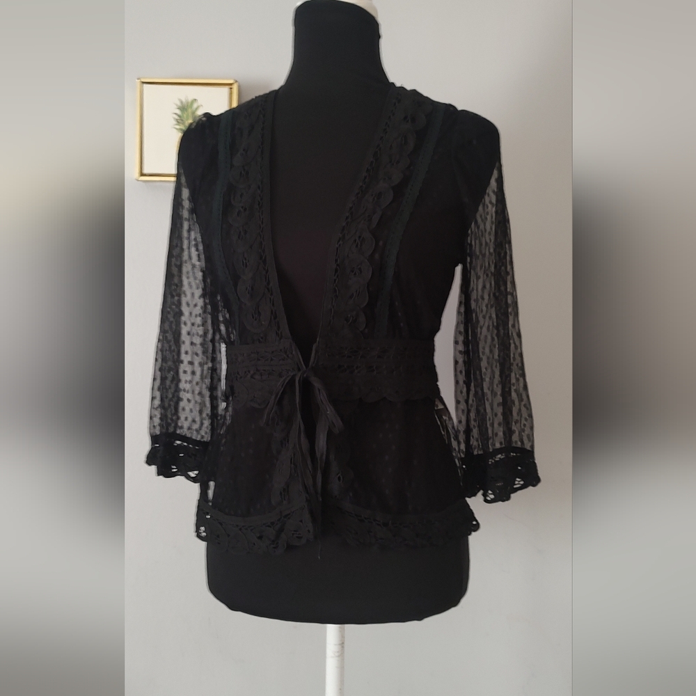 Adiva Black Sheer Lace Robe